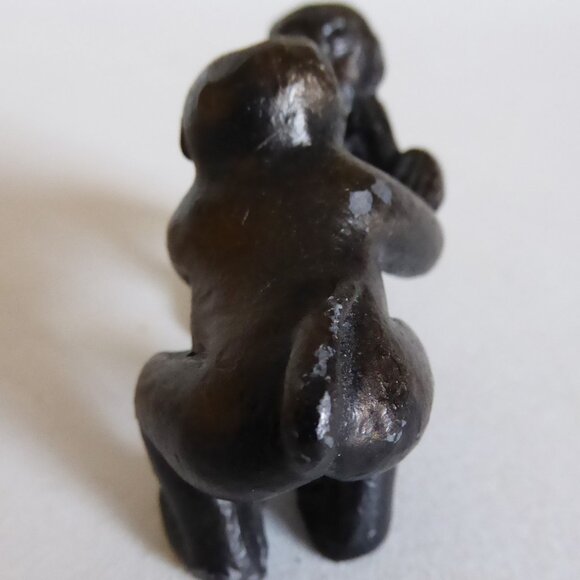 VINTAGE JAPAN JAPANESE CAST IRON KISSING APES MONKEY MONKEYS FIGURE (NEW) - Picture 9 of 9